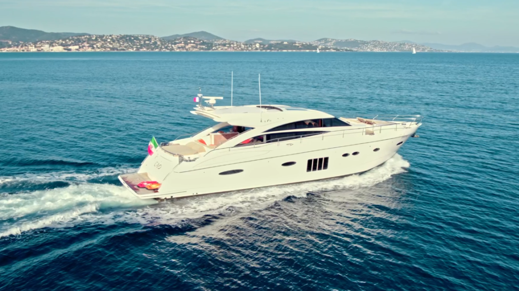 Yacht pouvant être louer à Saint-Tropez
