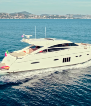 Yacht pouvant être louer à Saint-Tropez