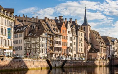 Promenade gastronomique à la découverte des spécialités alsaciennes dans le centre historique de Strasbourg