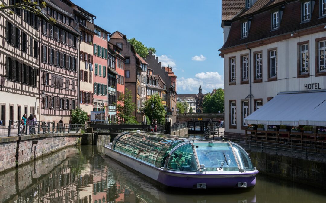Partez en croisière fluviale au départ de Strasbourg : une escapade inoubliable au fil de l’eau